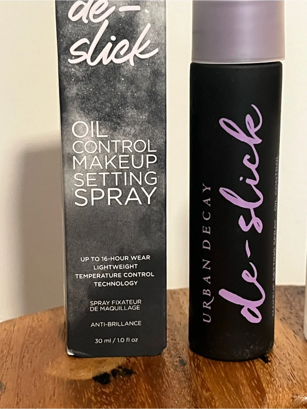 Charlotte Tilbury Airbrush Flawless Setting Spray & Urban Decay de-slick